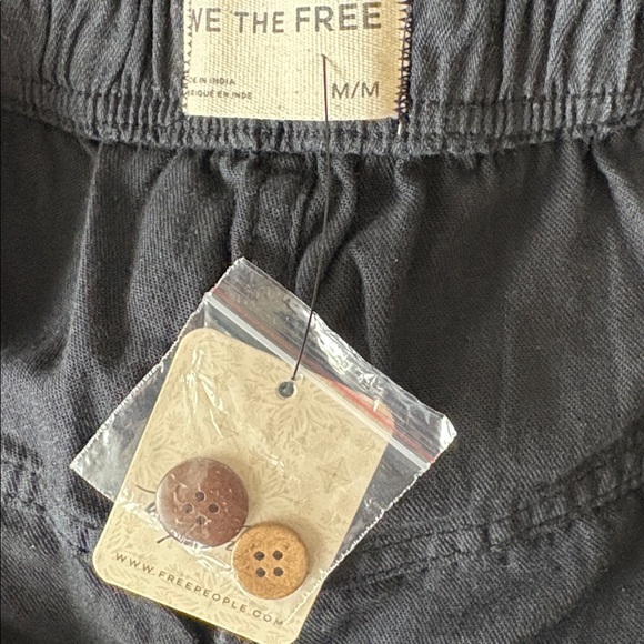 We The Free Love Me Not Bloomer Jeans - Picture 7 of 11